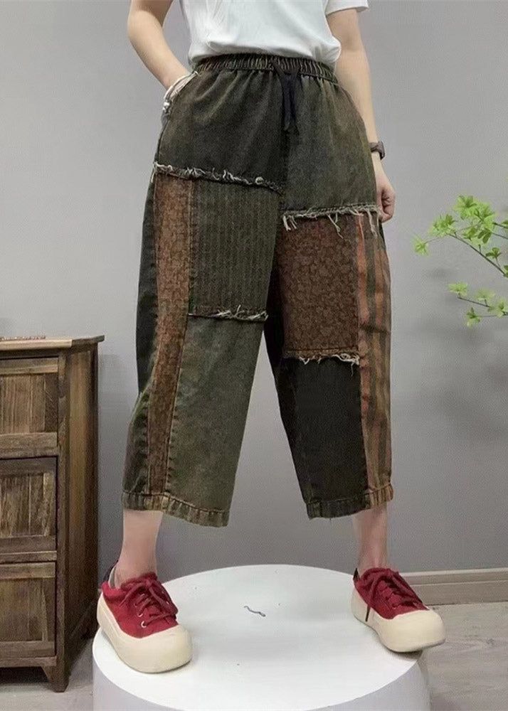 Effortlessly Elegant Pants with a Timeless Design