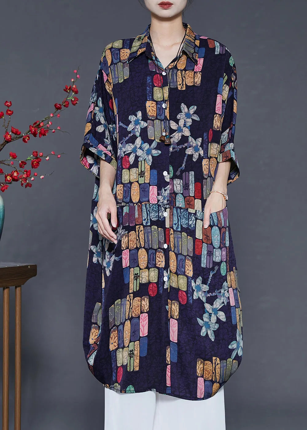 Classic Vintage Dress with a Flattering Fit