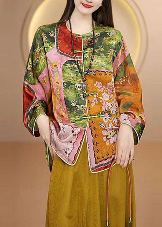Classic Vintage & Enduringly Stylish Coat