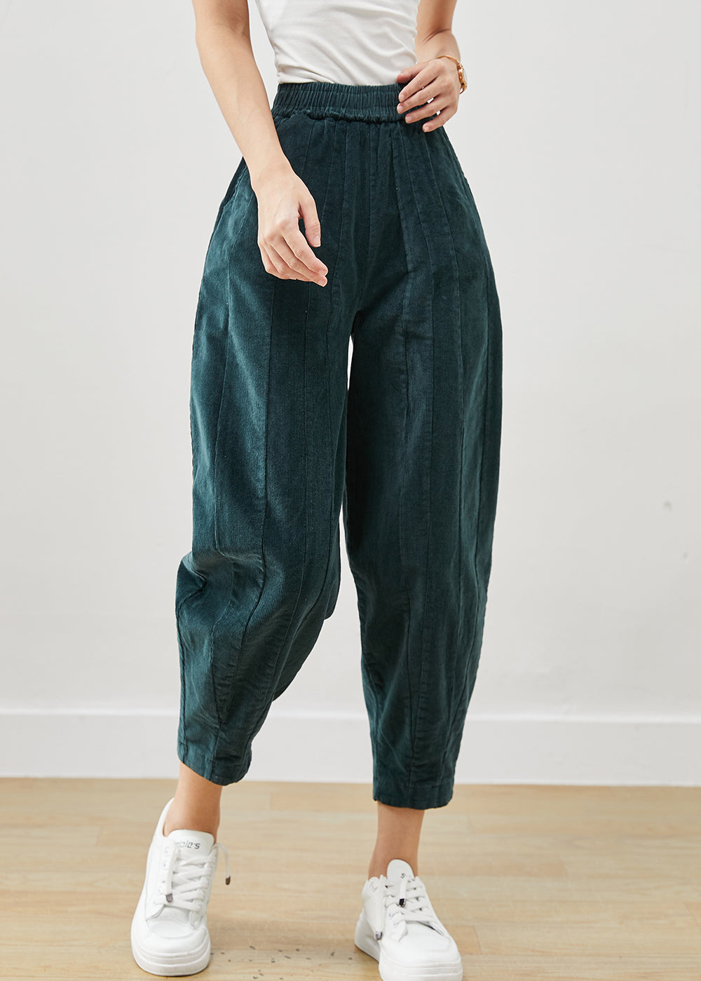 Classic Vintage Pants with a Flattering Fit