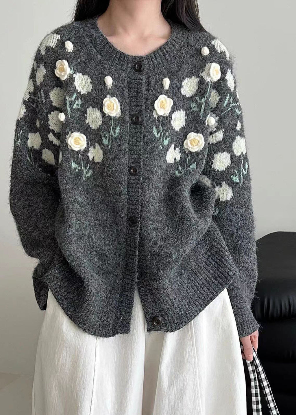 Beautifully Finished Coat in a Timeless Design
