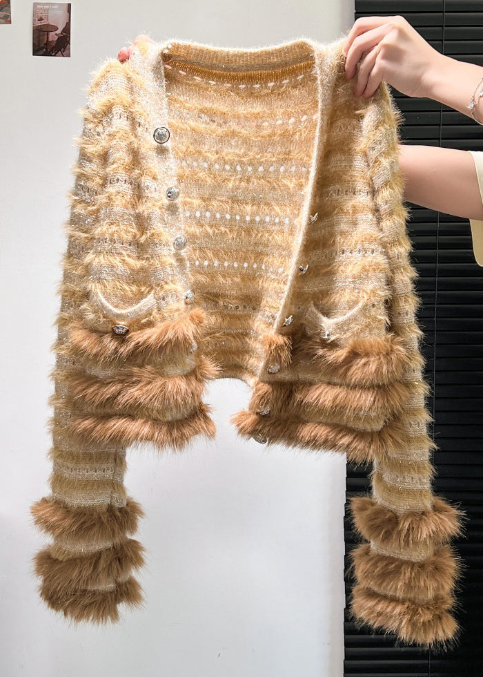 Gracefully Styled Coat for Any Occasion