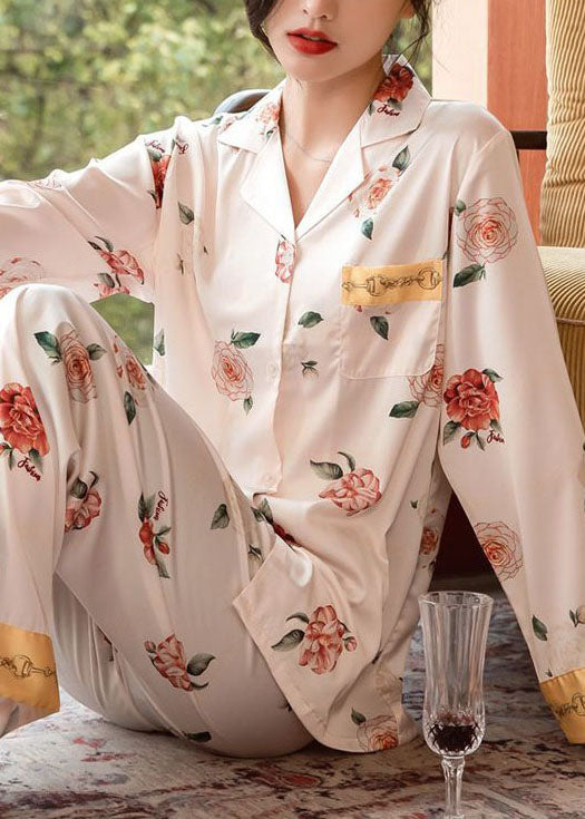 Casually Elegant Garment with a Refined Edge