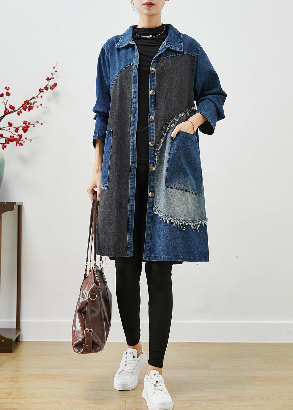 Effortlessly Elegant Coat with a Timeless Design