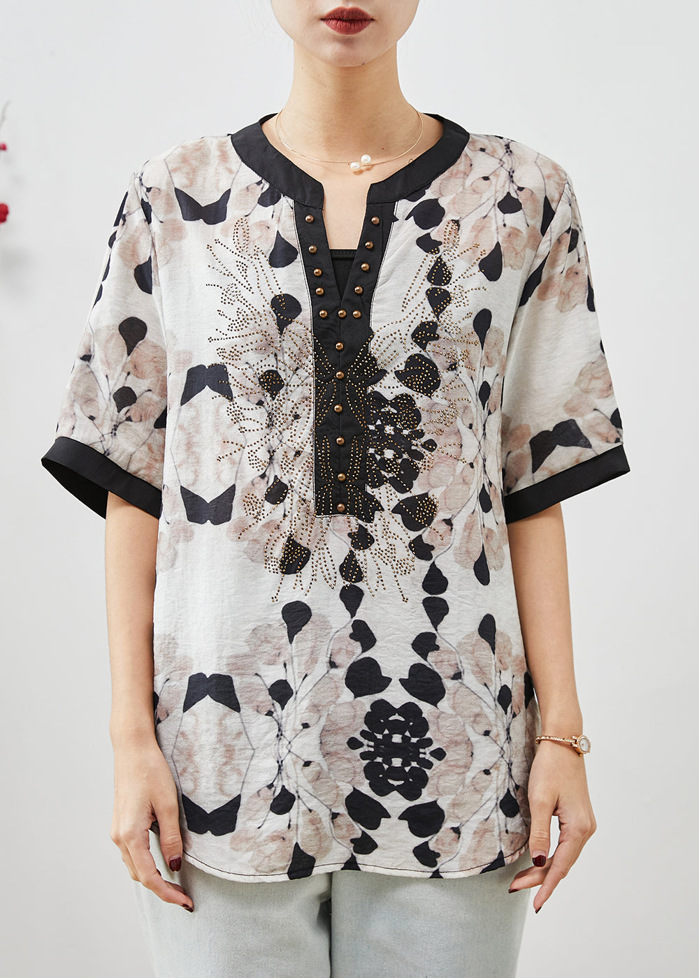 Polished Shirt with an Effortless Classic Look