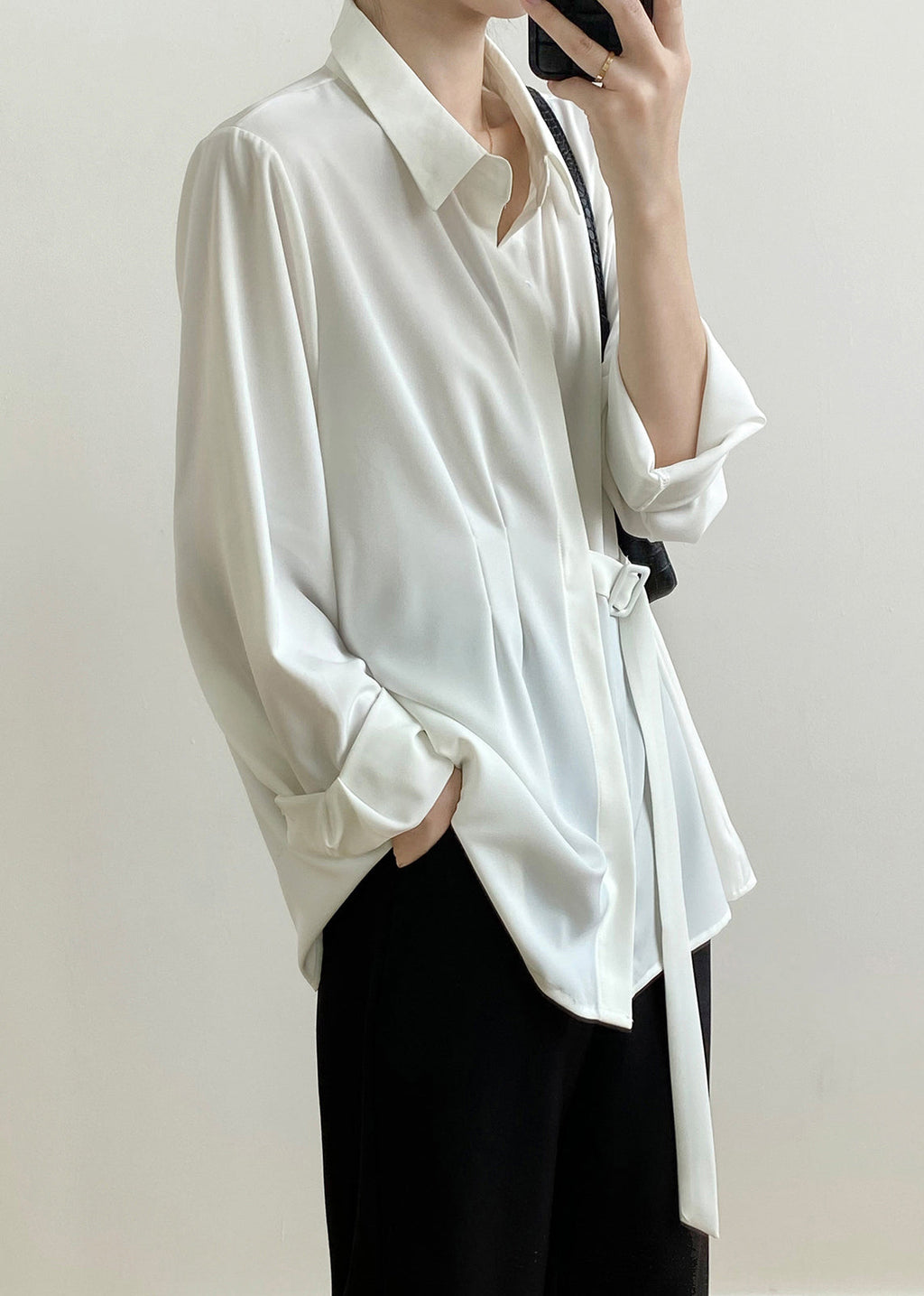 Effortlessly Elegant Shirt with a Timeless Design