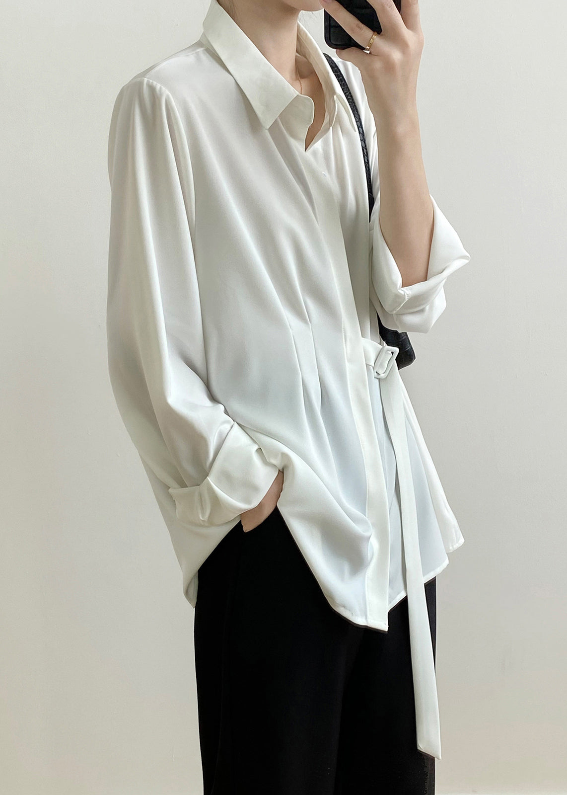 Effortlessly Elegant Shirt with a Timeless Design