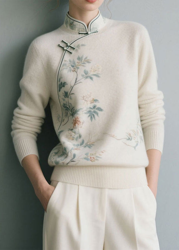 Gracefully Styled Sweater for Any Occasion