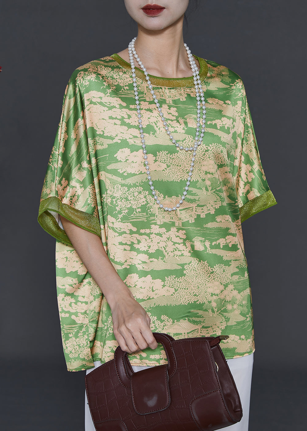 Polished Top with an Effortless Classic Look