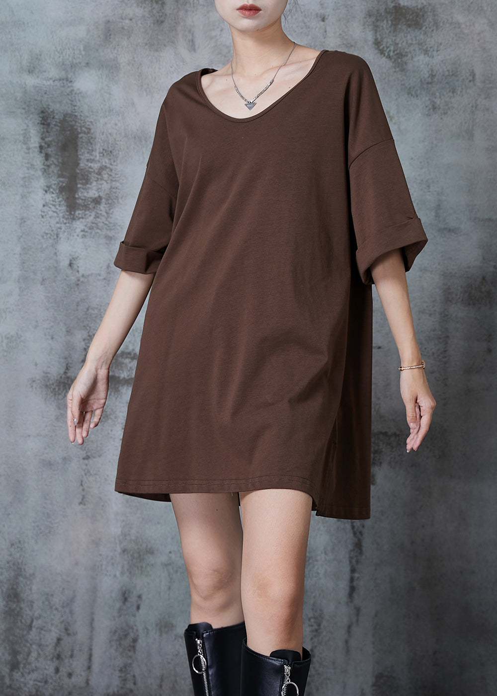 A Vintage Style Top with Delicate Timeless Details