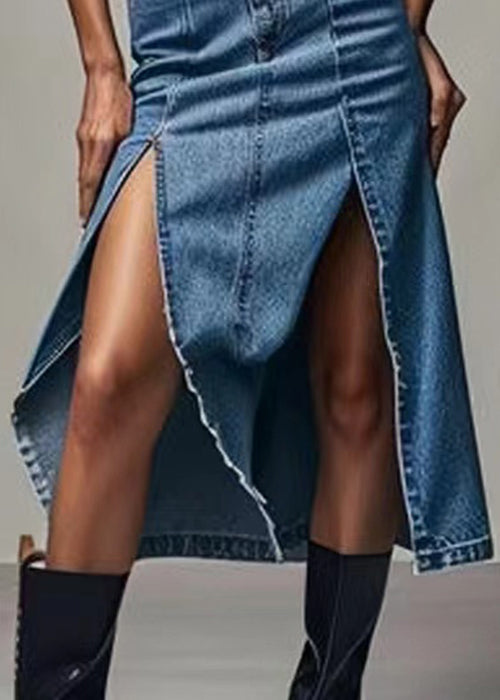 Sophisticated Garment with a Clean Classic Look