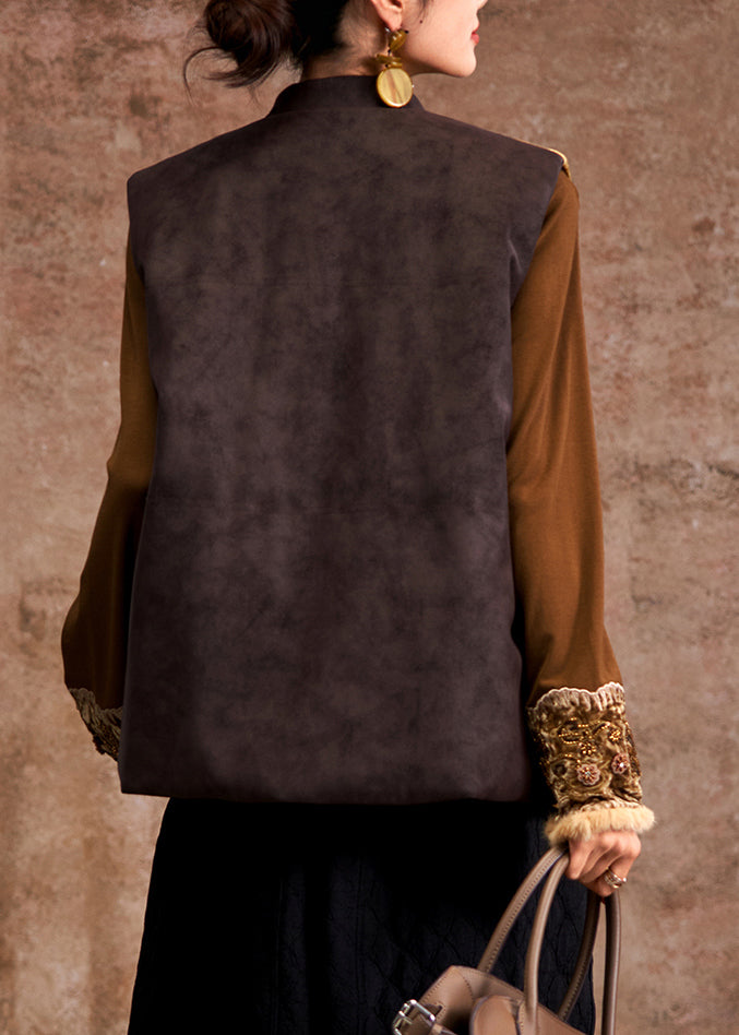 Classic Vintage Coat with a Flattering Fit