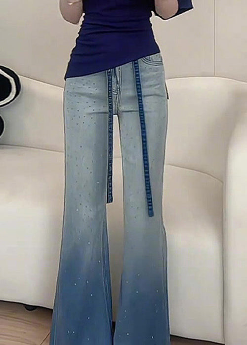 Well Tailored Pants with a Graceful Silhouette