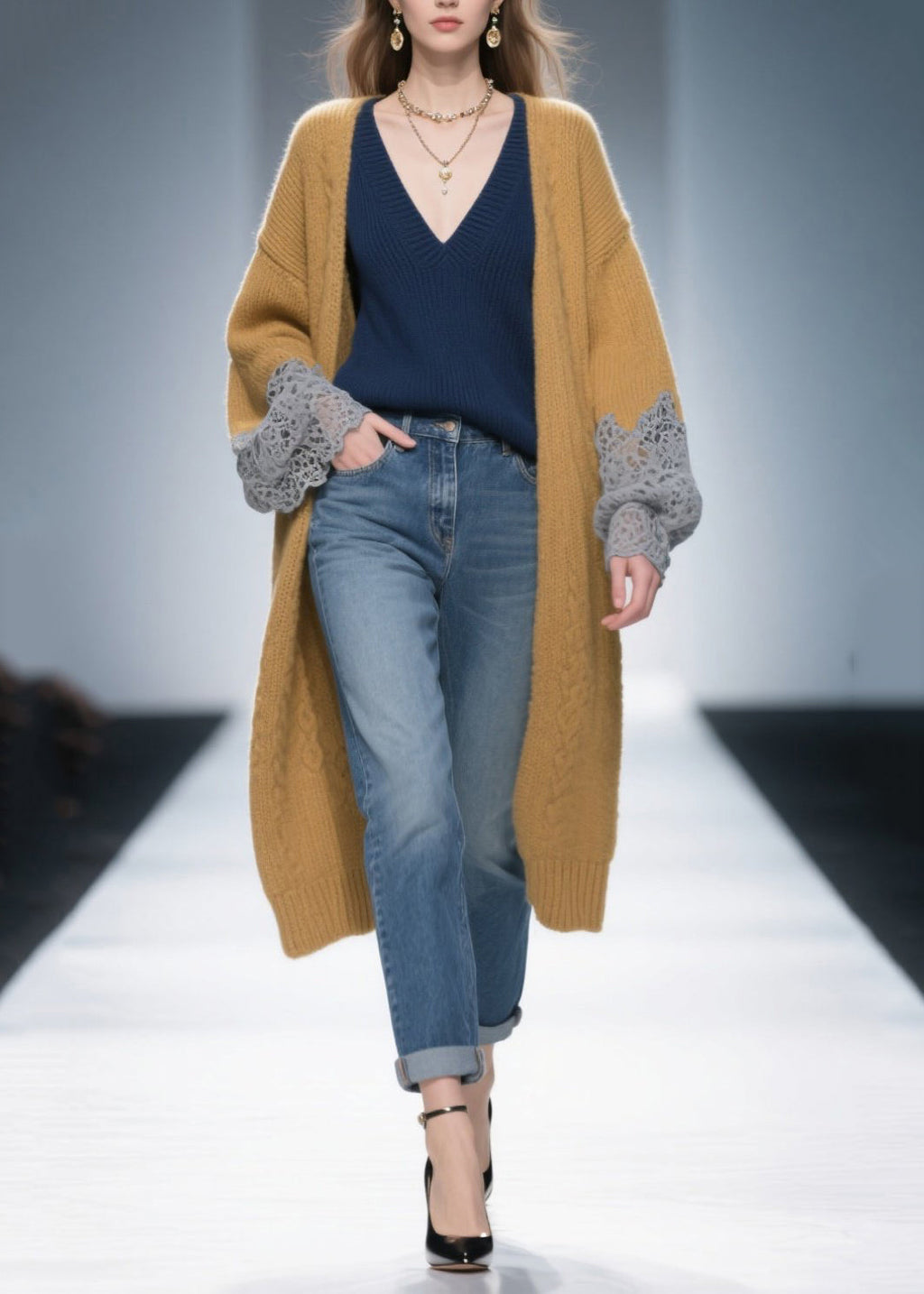 Well Tailored Cardigan with a Graceful Silhouette
