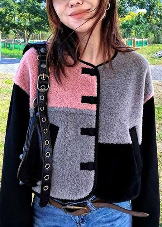 Effortlessly Elegant Jacket with a Timeless Design