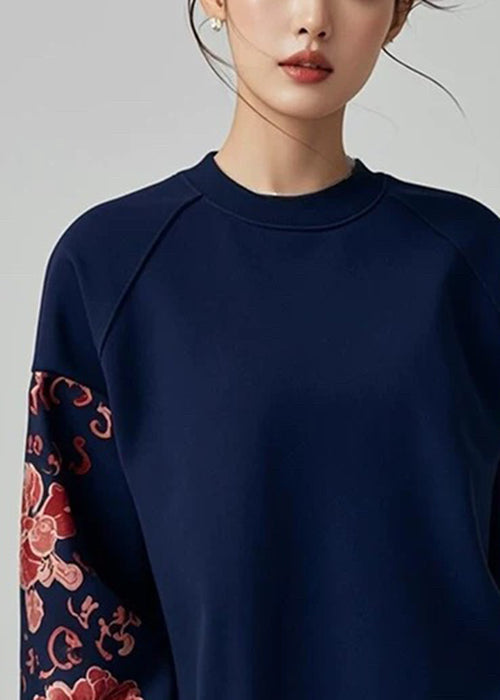 Beautifully Finished Pullover in a Timeless Design