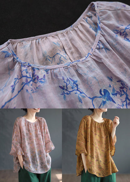 Classic Vintage Blouse with a Flattering Fit