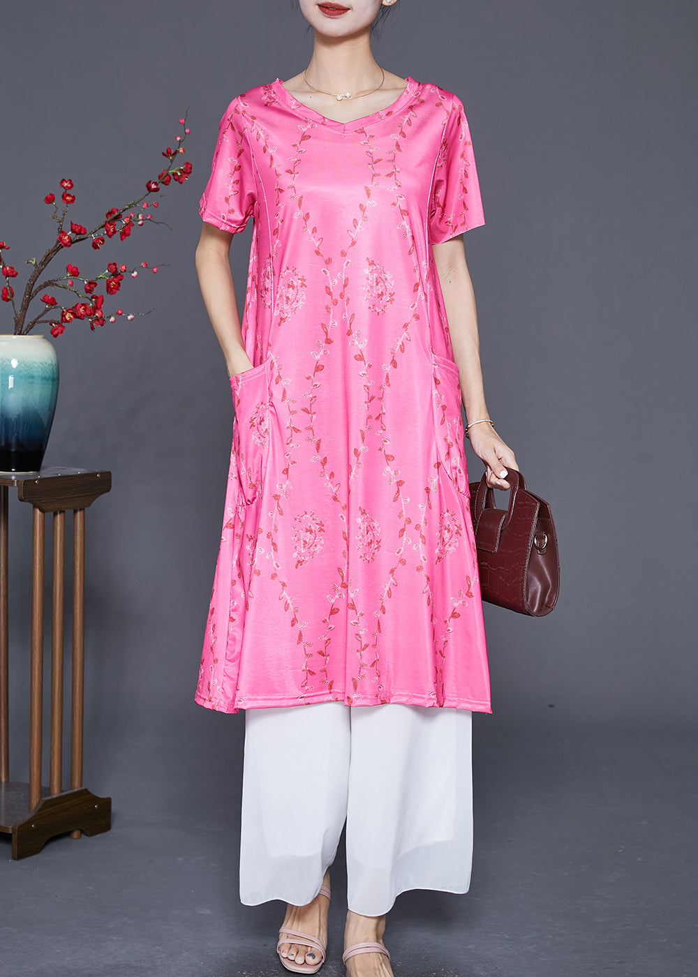 Beautifully Crafted Dress in a Classic Style