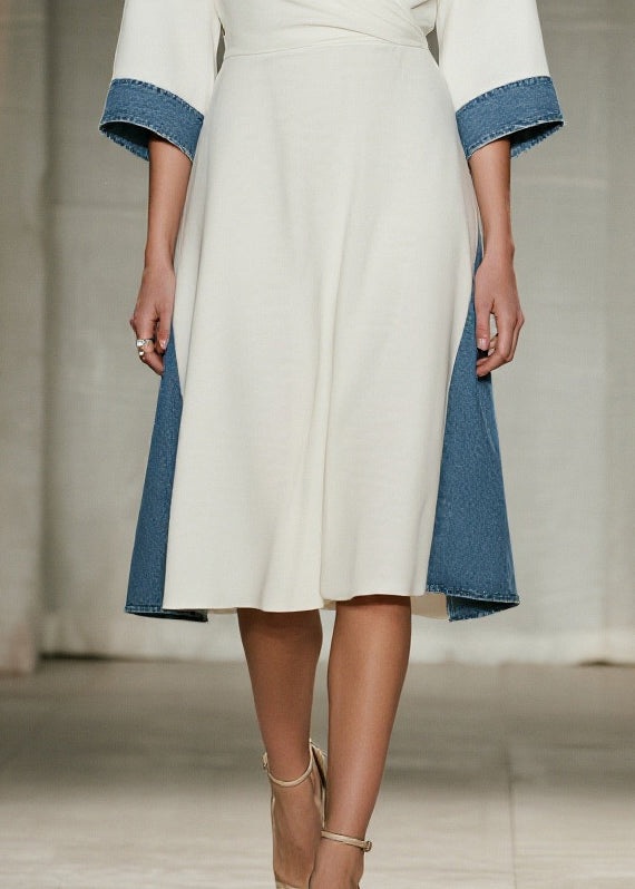 Classic Vintage Dress with a Flattering Fit