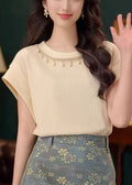 Well Tailored Shirt with a Graceful Silhouette