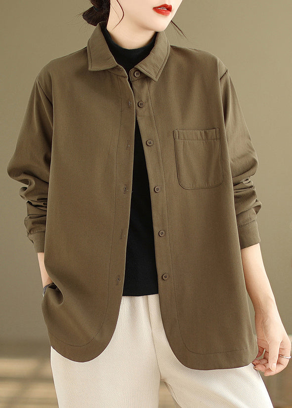 Well Tailored Coat with a Graceful Silhouette