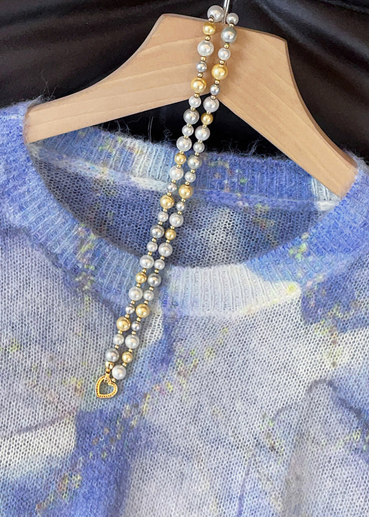 Effortlessly Elegant Sweater with a Timeless Design
