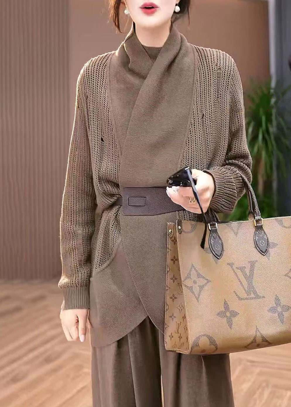 Classic Vintage Cardigan with a Flattering Fit
