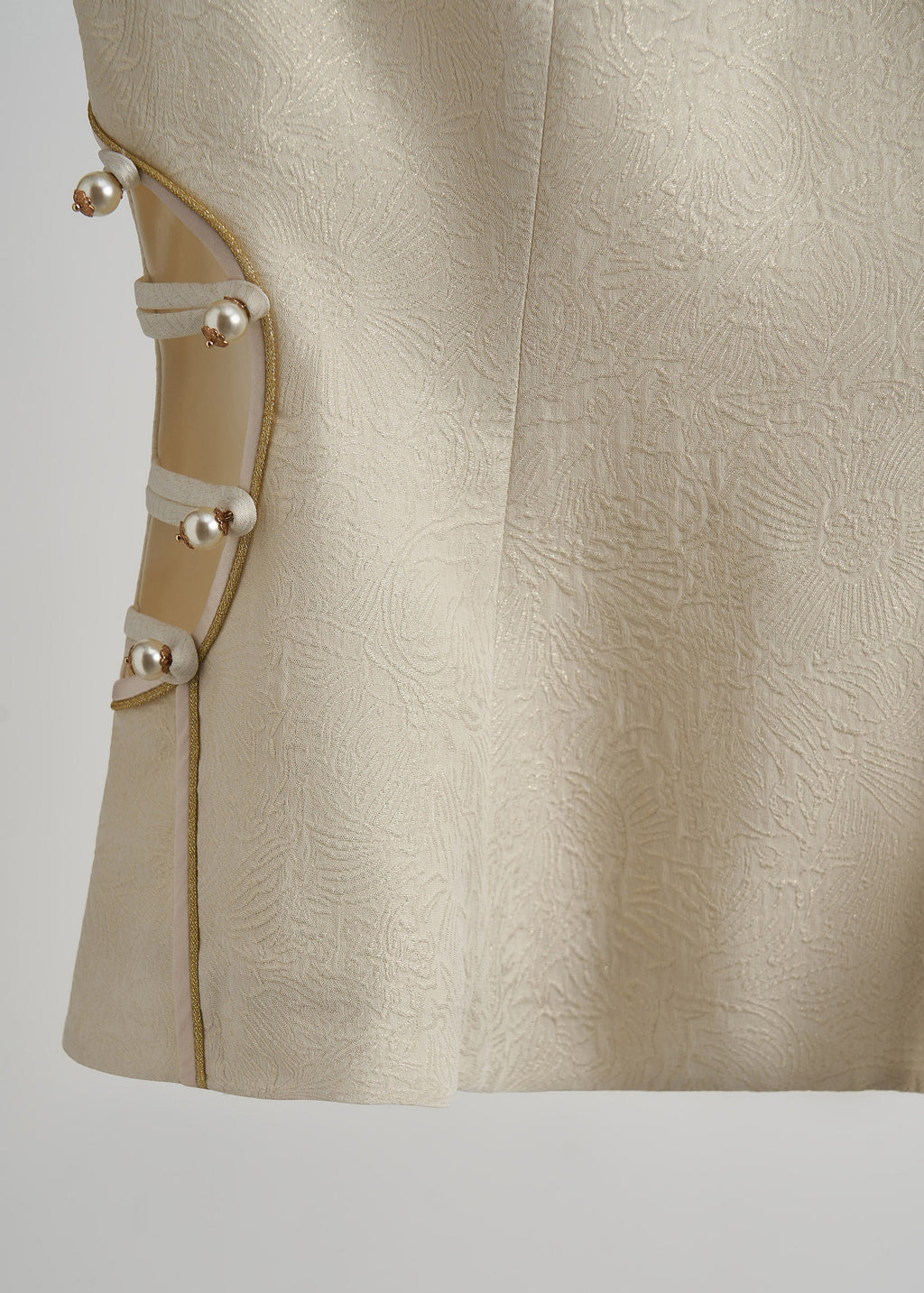 Classic Vintage Garment with a Flattering Fit