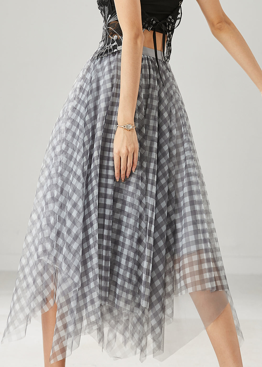 Effortlessly Elegant Garment with a Timeless Design