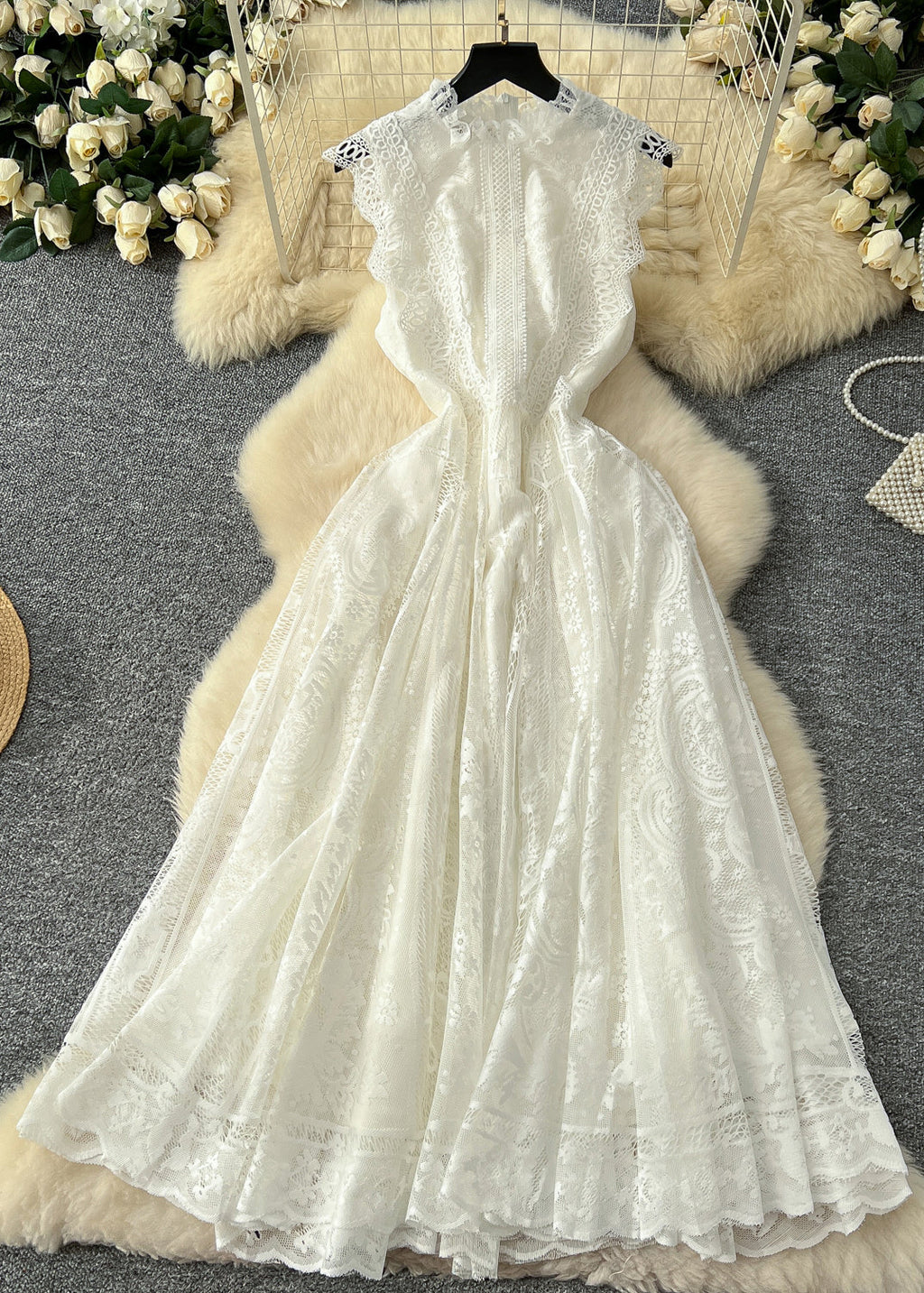Gracefully Styled Dress for Any Occasion
