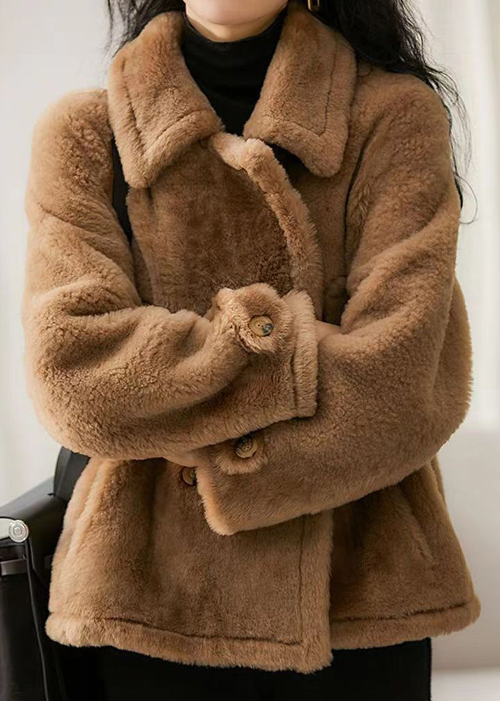 Classic Vintage & Enduringly Stylish Coat