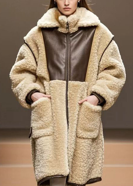 Elegantly Styled Coat for Everyday Wear
