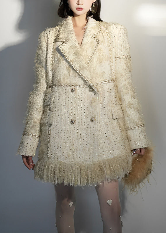 Effortlessly Elegant Coat with a Timeless Design