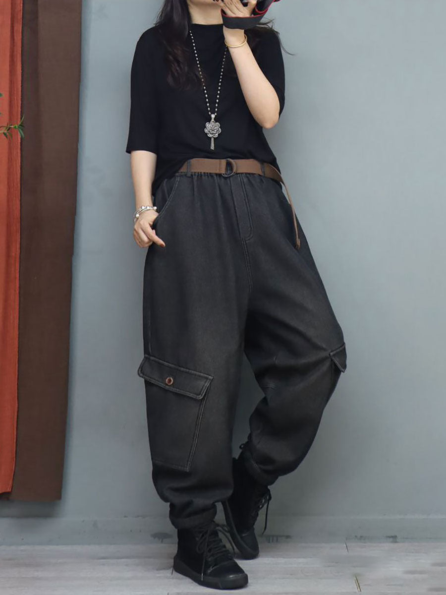 Effortlessly Elegant Pants with a Timeless Design