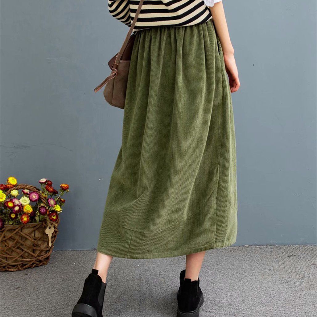 Gracefully Styled Garment for Any Occasion