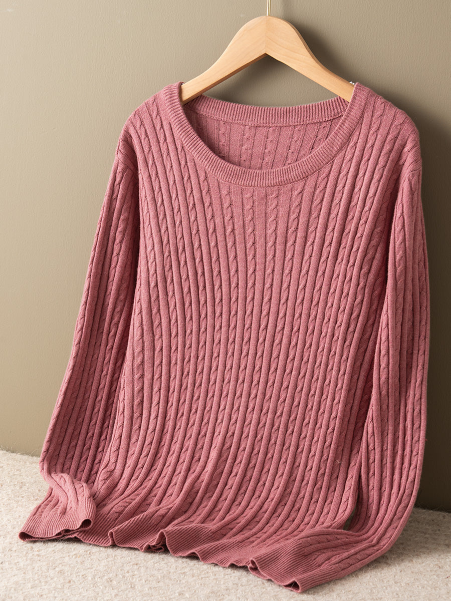 Classic Vintage Sweater with a Flattering Fit