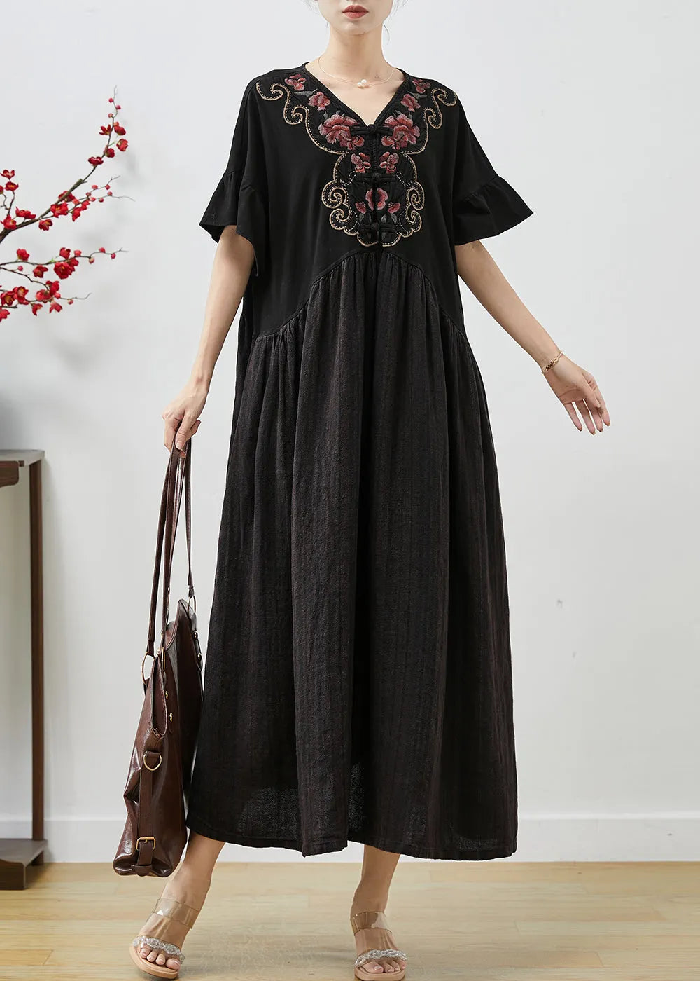 Beautifully Crafted Dress in a Classic Style