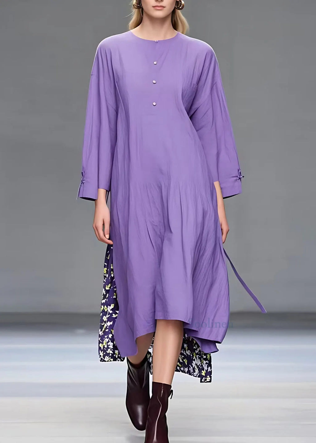 Beautifully Finished Dress in a Timeless Design