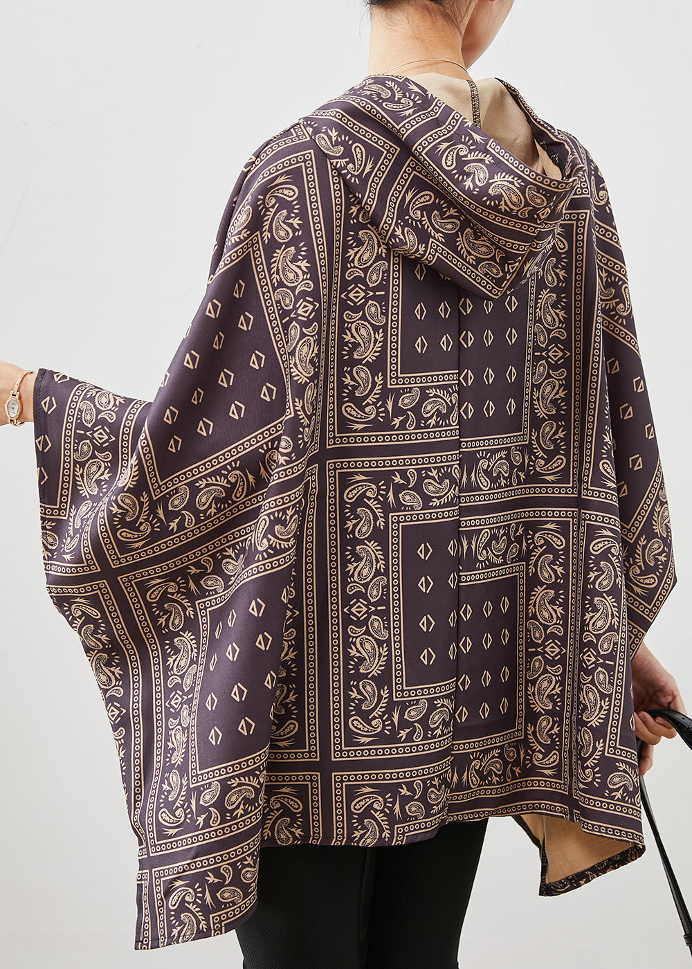 A Vintage Style Top with Delicate Timeless Details