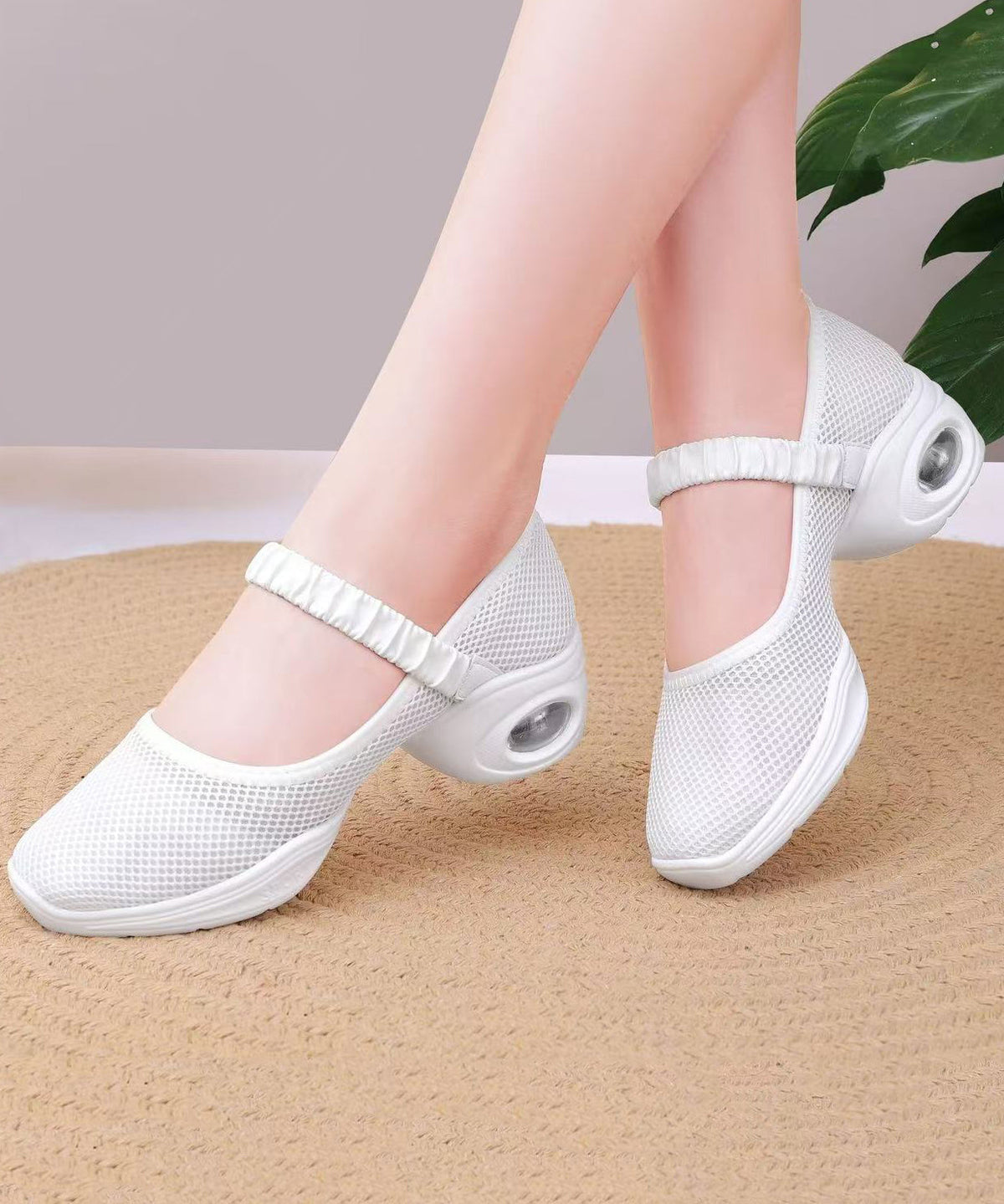 Graceful Orthopedic Shoes for Modern Look