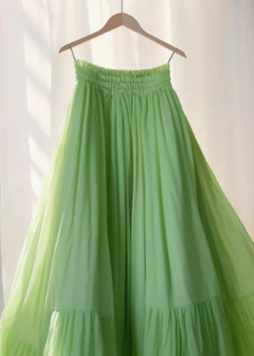 Well Tailored Garment with a Graceful Silhouette