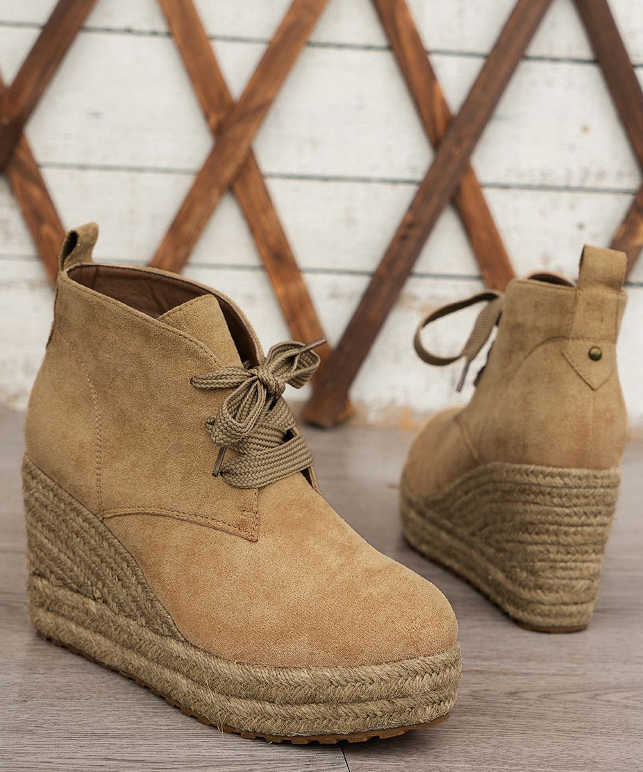 Chic Orthopedic Boots with Unique Design