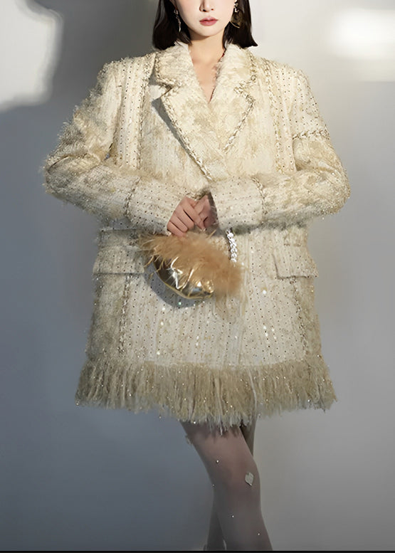 Effortlessly Elegant Coat with a Timeless Design