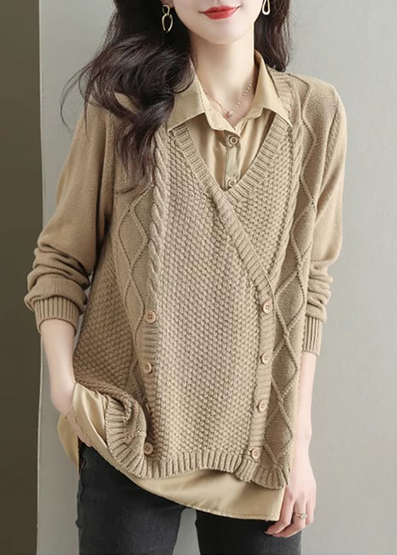 Well Tailored Top with a Graceful Silhouette