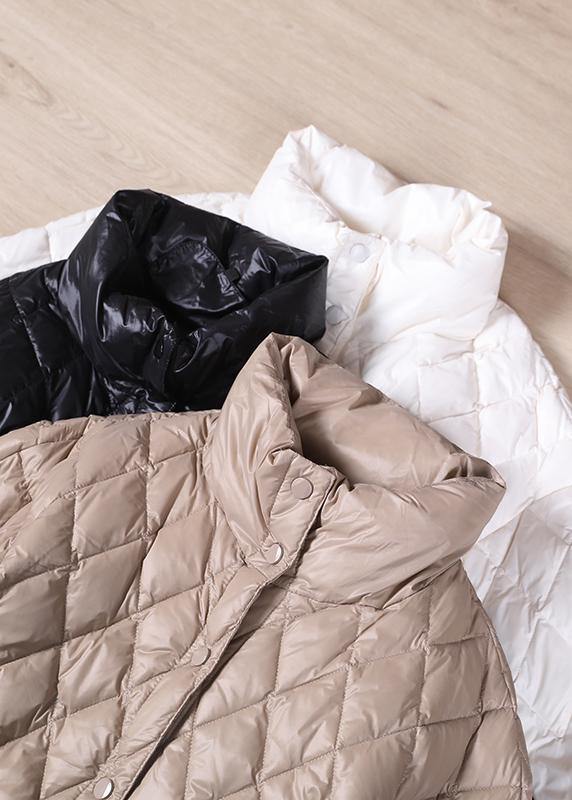 Effortlessly Elegant Jacket with a Timeless Design