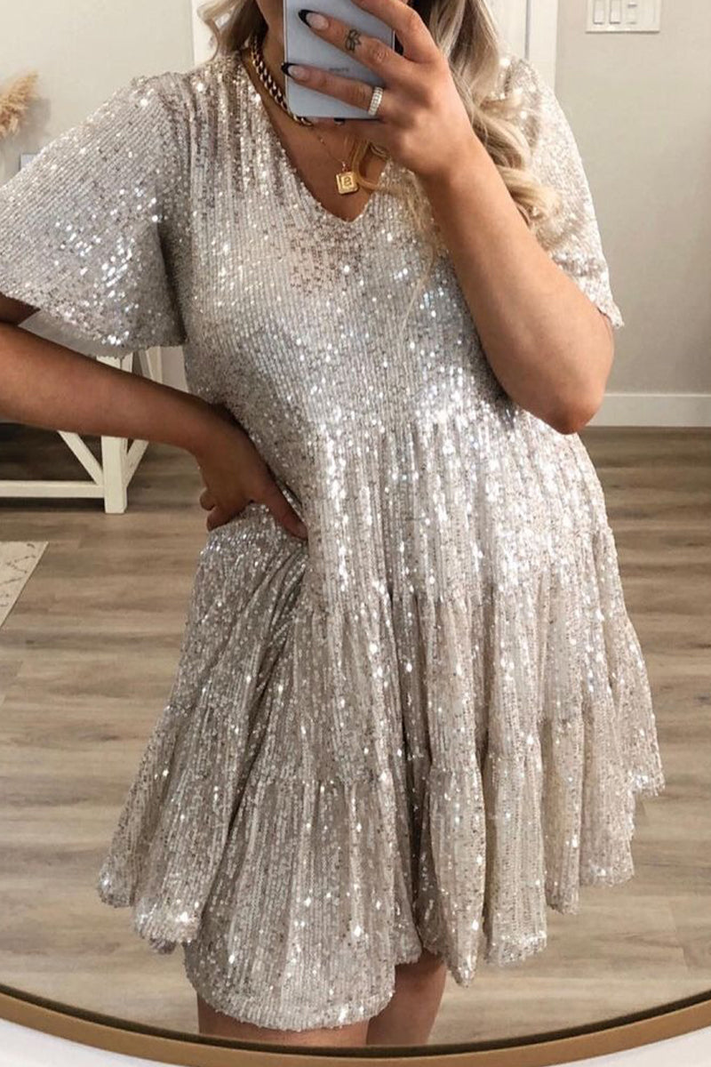 Gracefully Styled Dress for Any Occasion