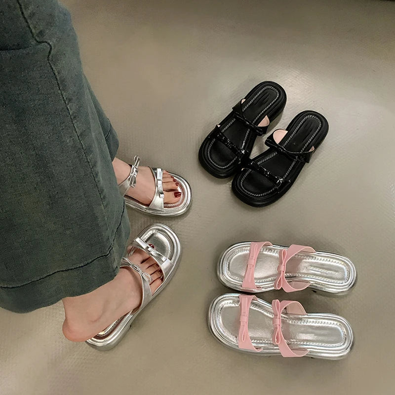Chic Orthopedic Flats with Unique Design