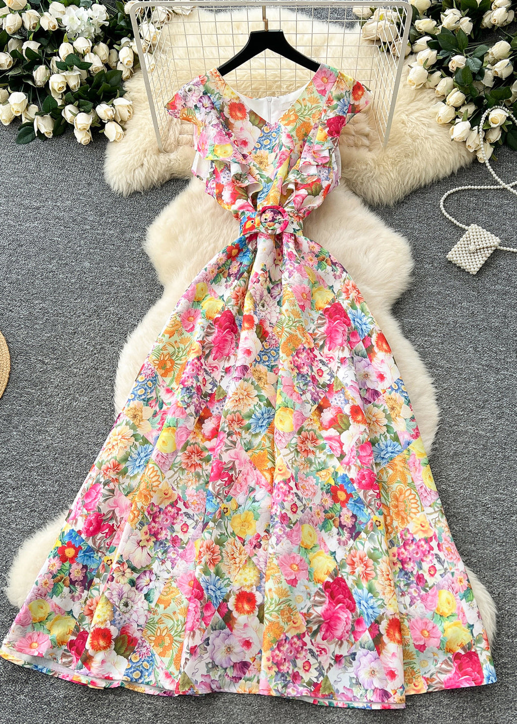 Beautifully Crafted Dress in a Classic Style