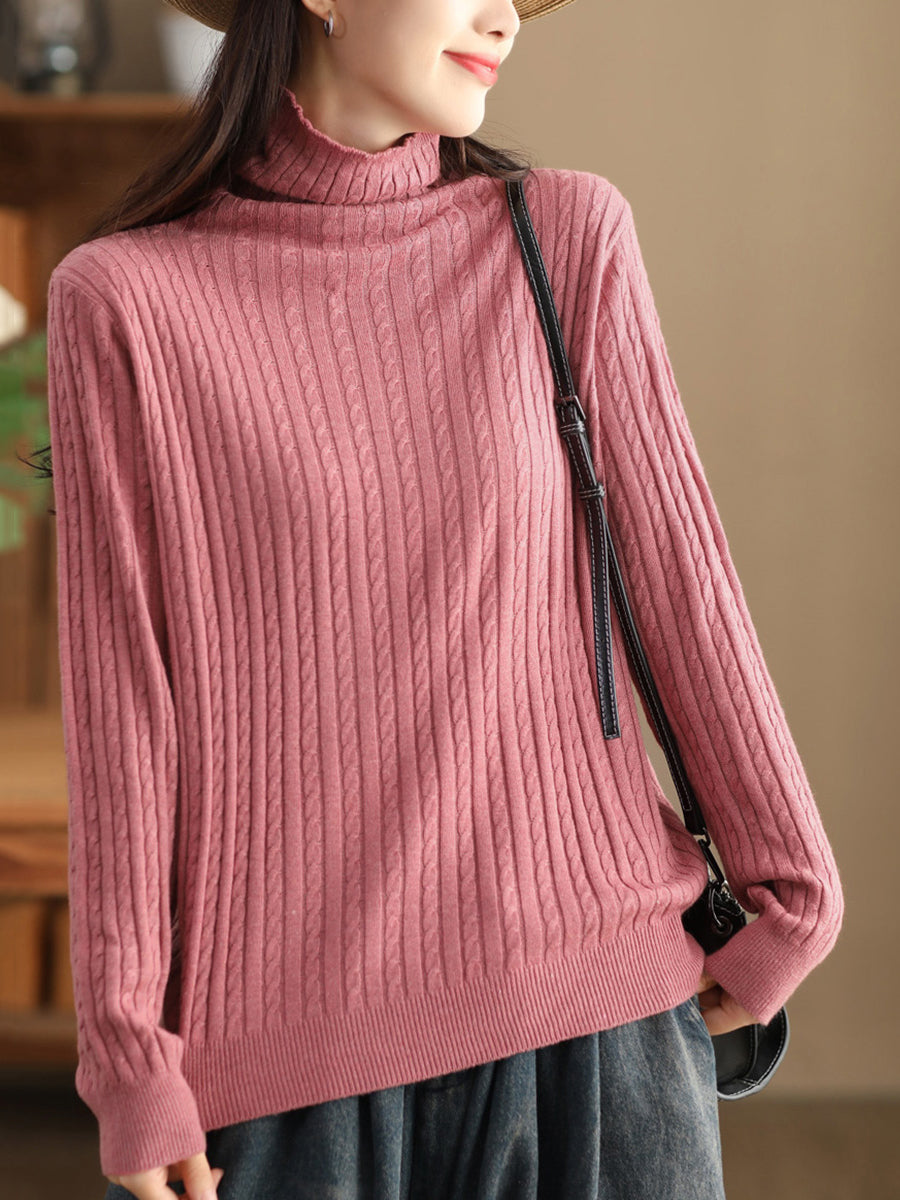 Classic Vintage Sweater with a Flattering Fit