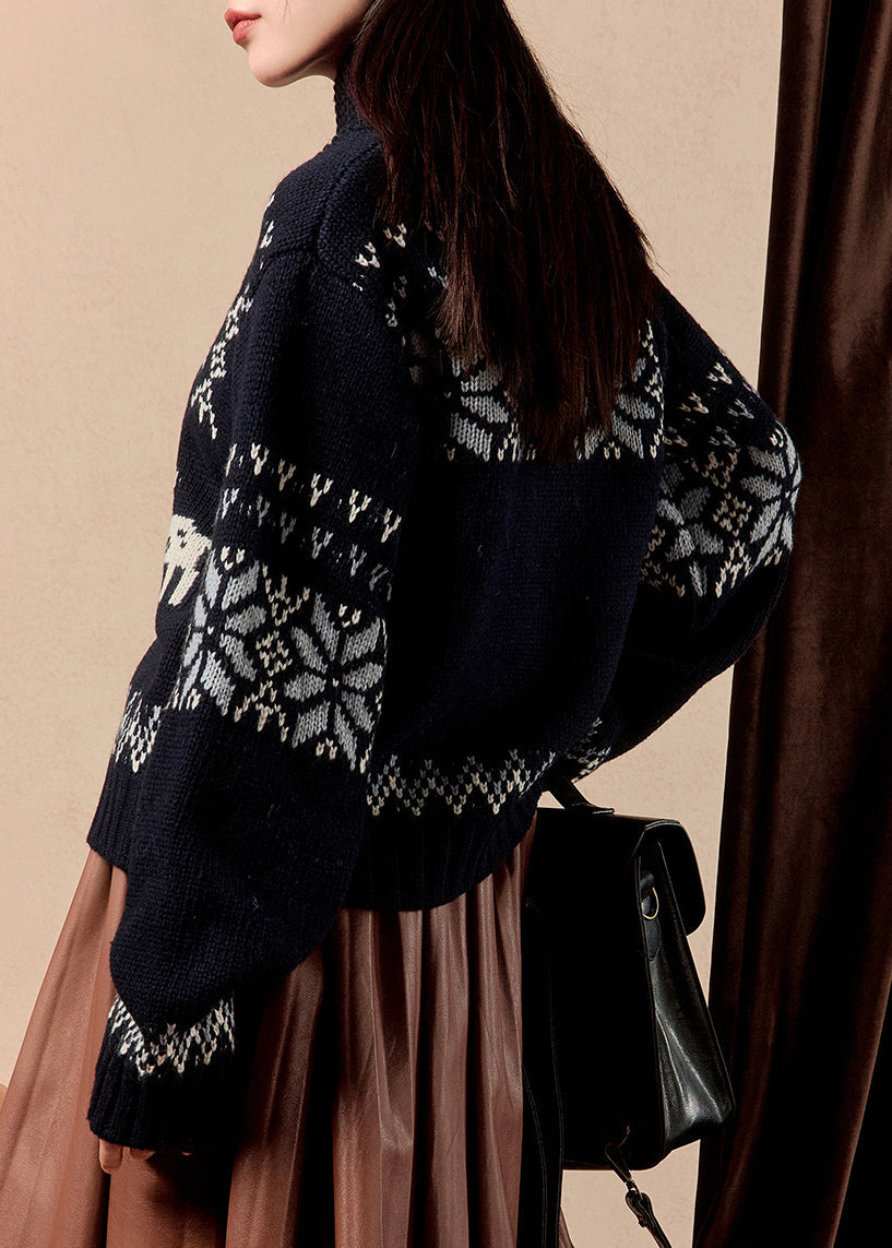 Gracefully Styled Coat for Any Occasion